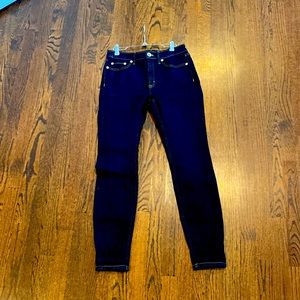Vineyard Vines Jamie High Rise size 26 Jean